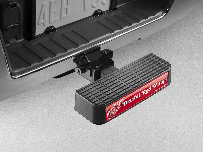 WeatherTech Anaheim Ducks Logo BumpStep Hitch Step