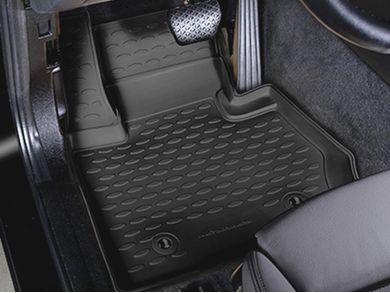 Westin Profile Floor Liners Realtruck