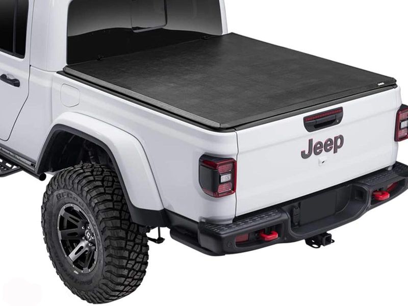 GUC-GC34010 Gator EFX Hard Fold Tonneau Cover | RealTruck