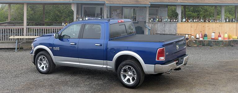 Bak Revolver X2 Vs X4 Tonneau Cover Comparison Realtruck