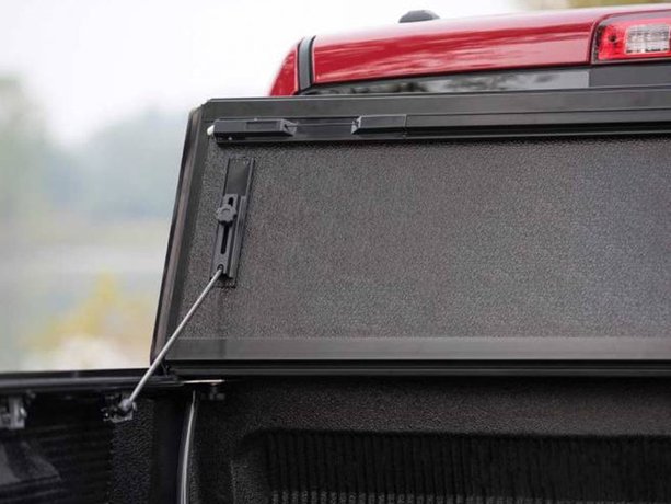 Bakflip Mx4 Review >> BAKFlip MX4 vs BAKFlip F1 Tonneau Cover Comparison | RealTruck Bakflip Mx4 Review >> BAKFlip MX4 vs BAKFlip F1 Tonneau Cover Comparison | RealTruck