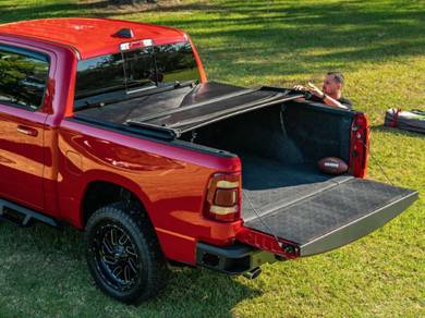 2020 Toyota Tacoma Gator Tonneau Covers Realtruck