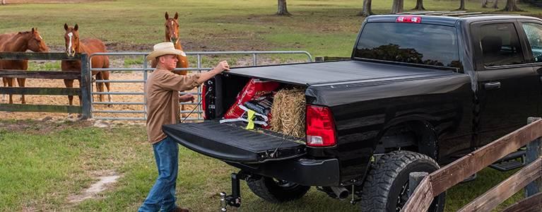 Retraxpro Gatortrax Mx Tonneau Cover Comparison Realtruck