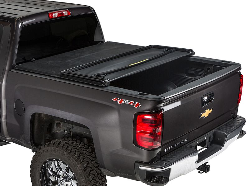 GXT-61110 Gator SFX Tri-Fold Tonneau Cover | RealTruck