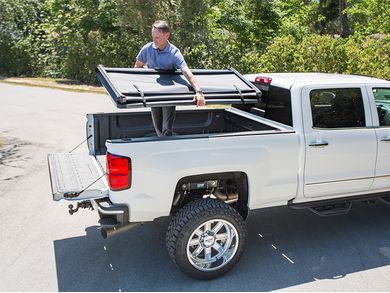 Gator Tri Fold Pro Tonneau Cover Realtruck