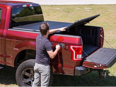 Gdv Gsf0325 Gator Tri Fold Pro Tonneau Cover Gator Covers