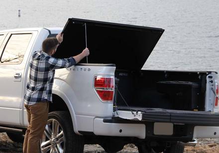 Gator Evo Tonneau Cover Realtruck