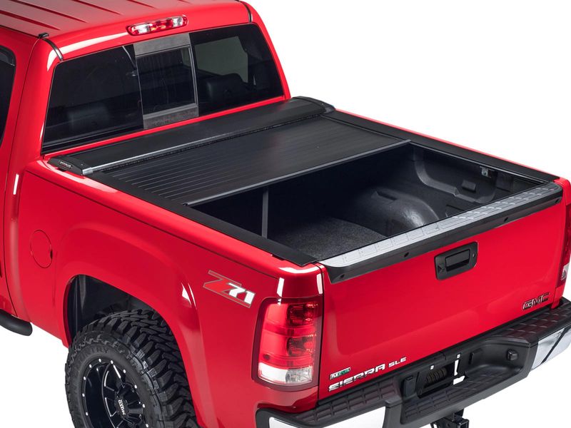 Pace Edwards SwitchBlade Metal Tonneau Cover