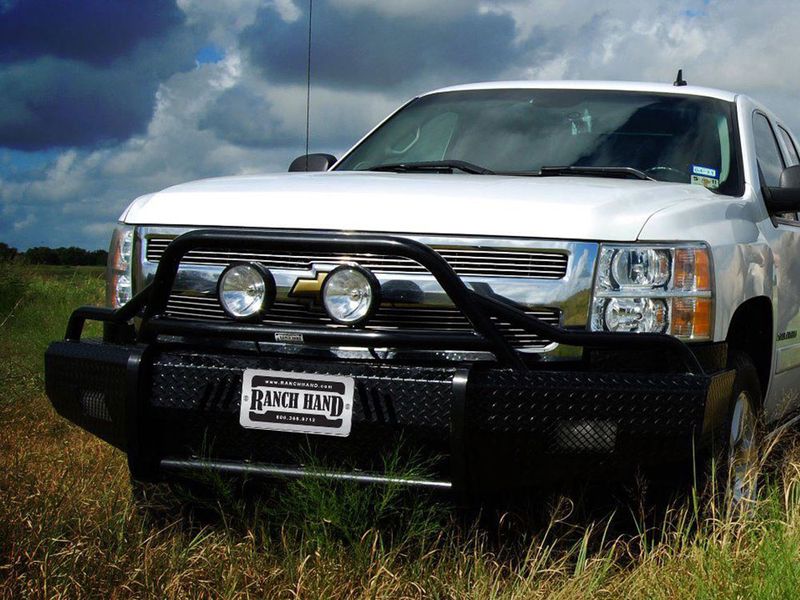 Ranch Hand Summit Series Bullnose Front Bumper Realtruck